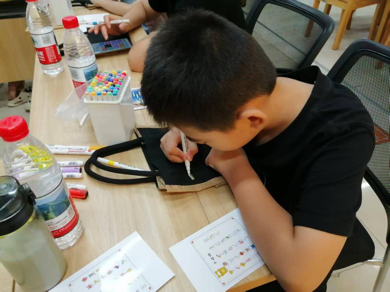 长安路社区成功举办“绘一年‘绿’意，过低碳四季”环保创作体验活动 (图5)