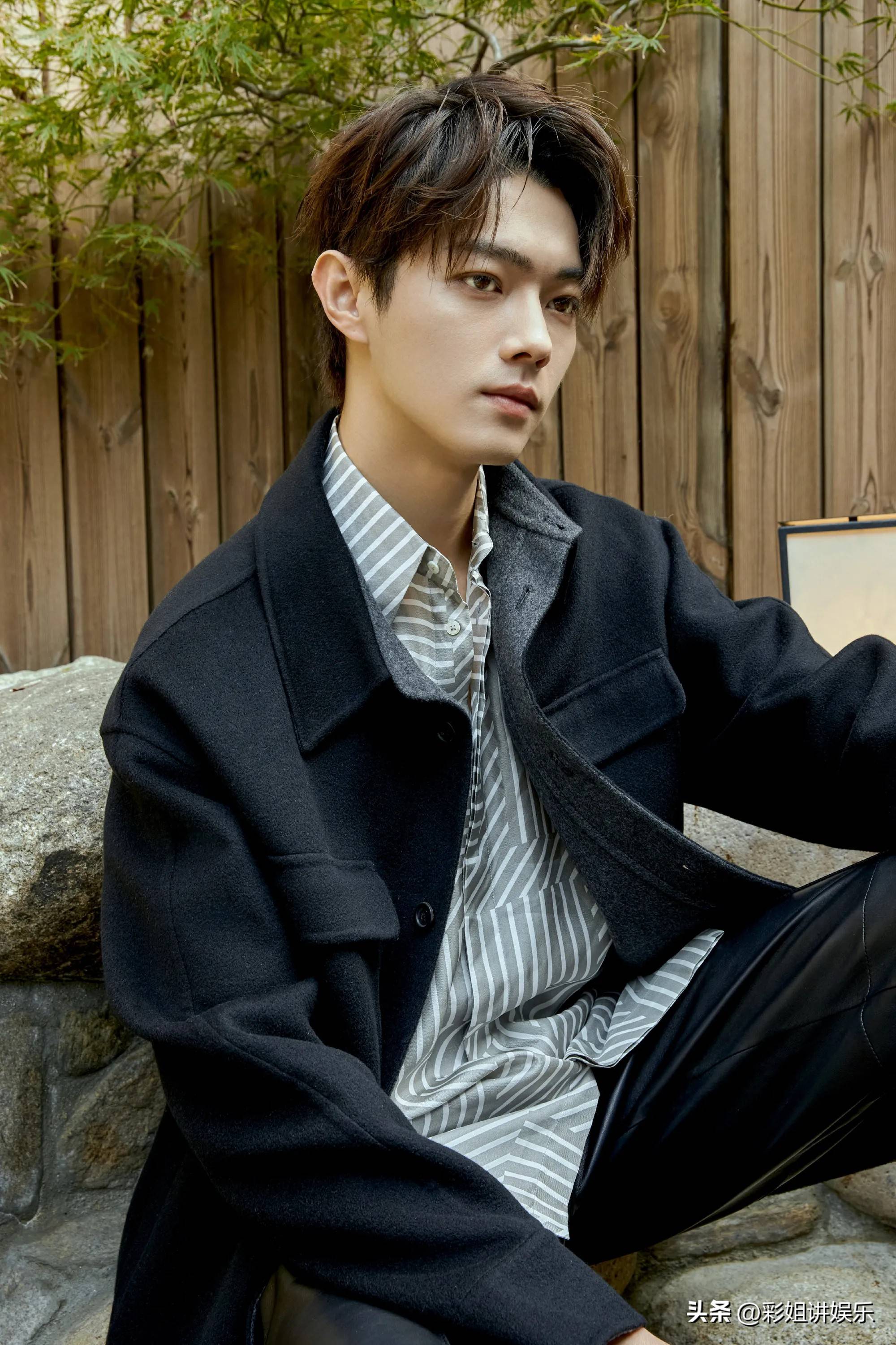 许凯每次都选择了事业,背后的真相没那么简单