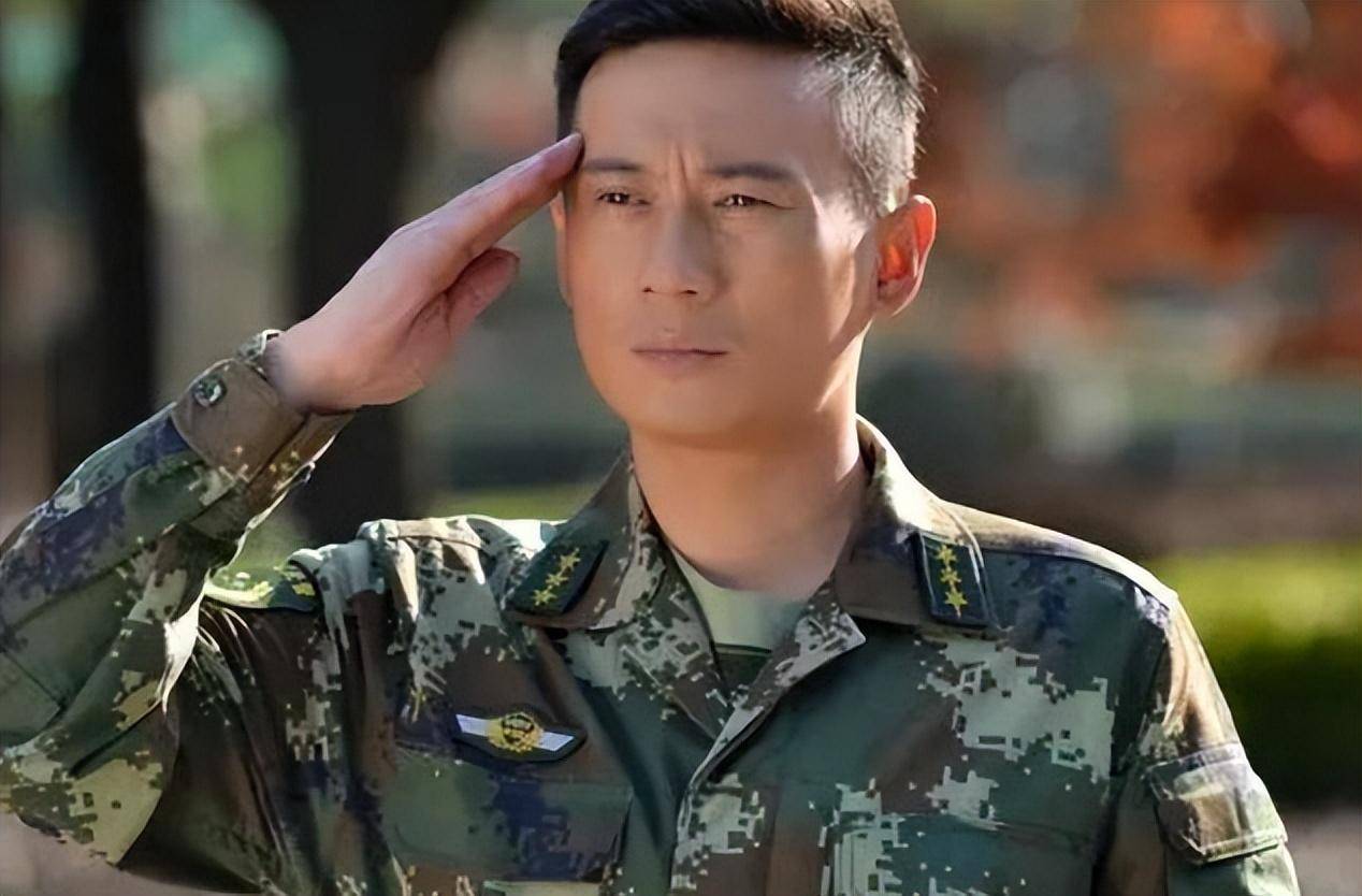 徐洪浩:战争片"专业户",娶小妻子刘晓洁,戏内戏外都甜蜜