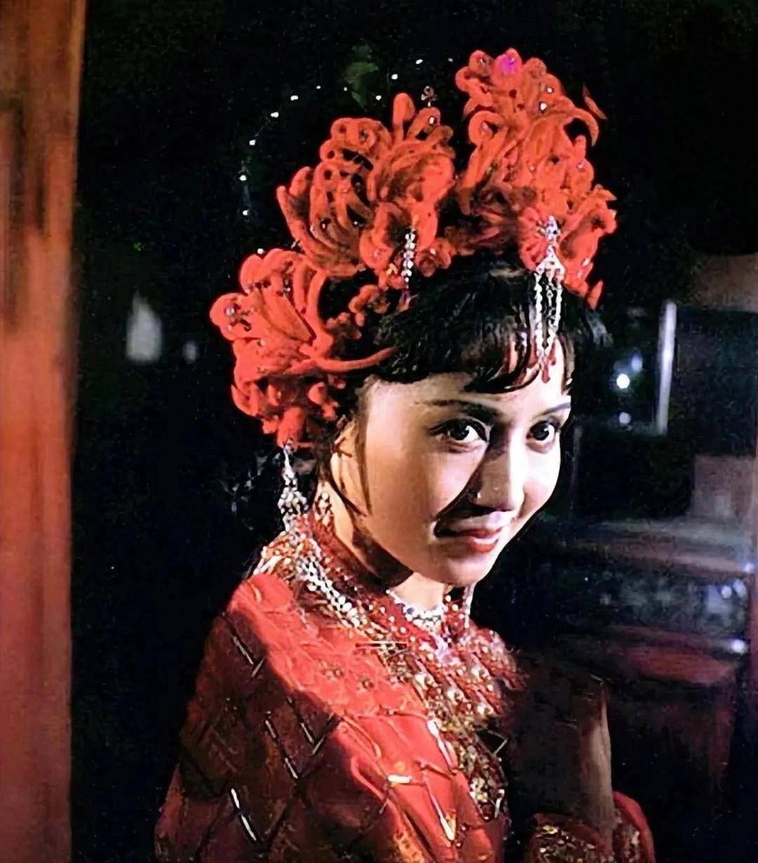 86版西游记让猪八戒不能自拔的"高小姐",现在长这样