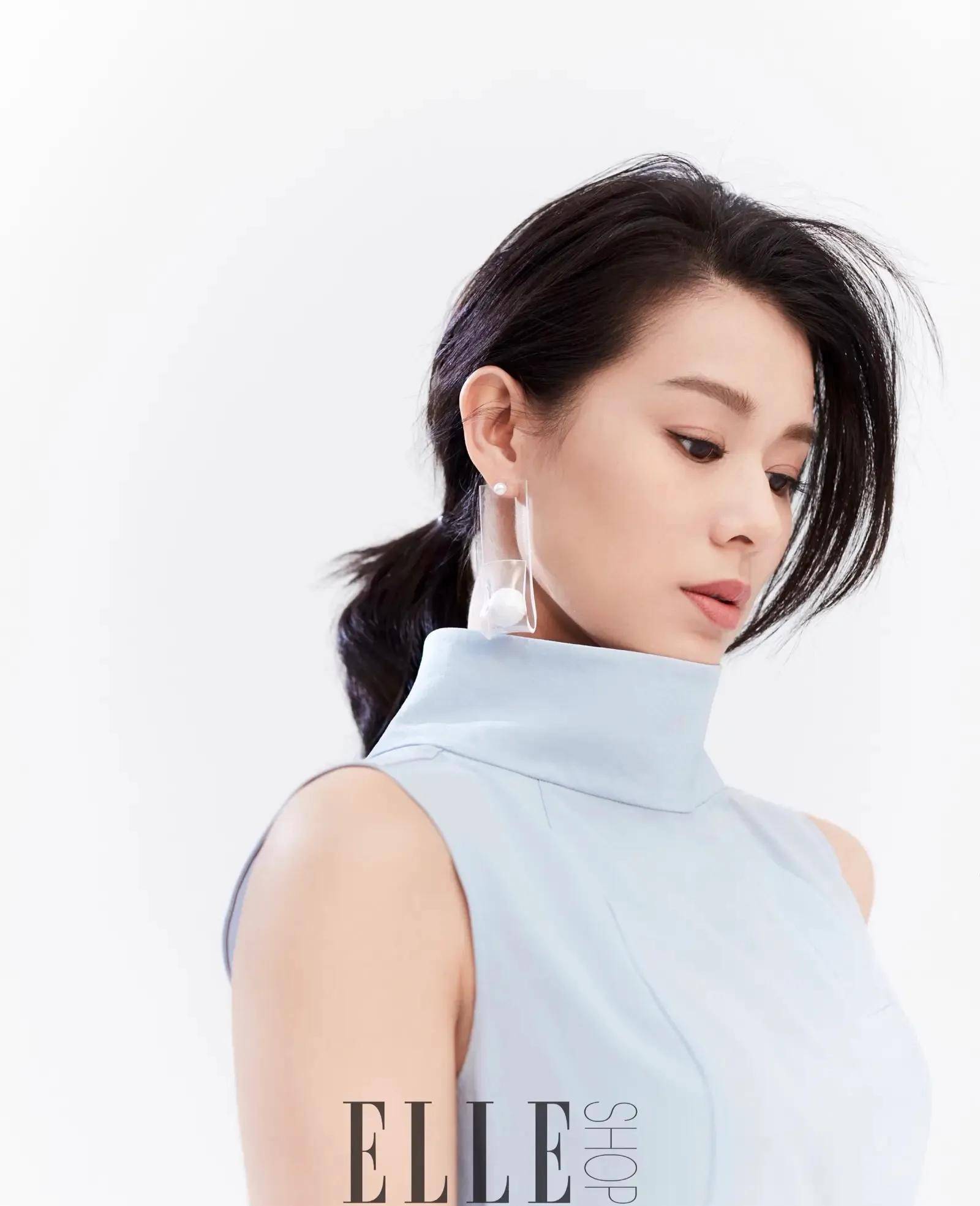 胡杏儿一家五口马尔代夫度假:幸福满溢的夏日乐章