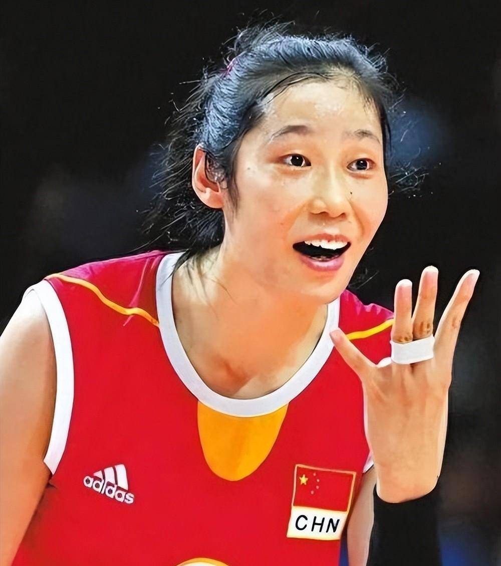朱婷未入选集训名单!赵勇推行新老交替,女排未来该何去何从?