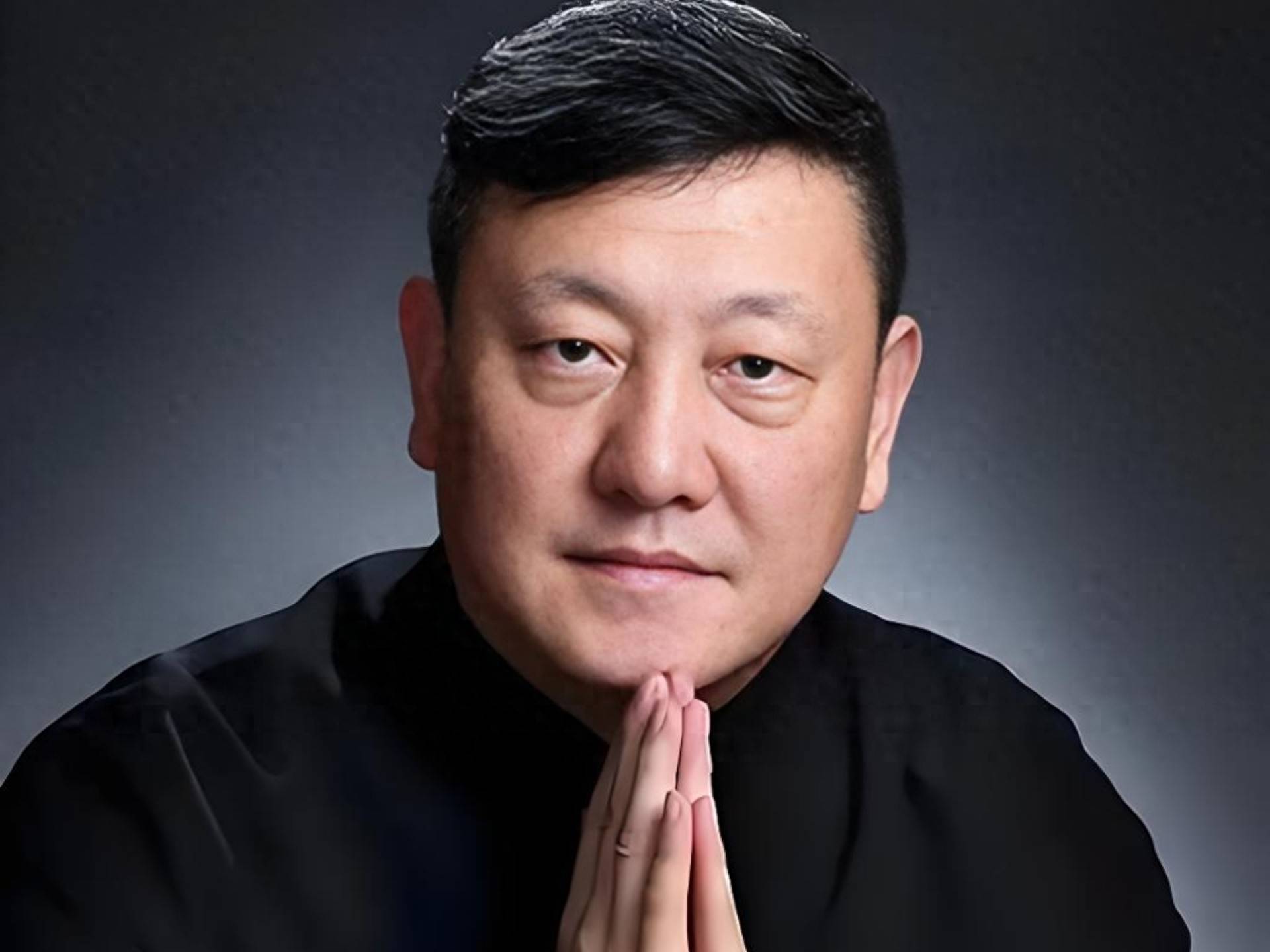 韩磊家庭情况:妻子曾是主持人,姐姐在老家照顾母亲,父亲已去世