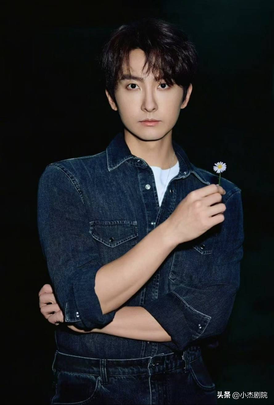 牛骏峰童星出道,是一位非常低调优秀男演员