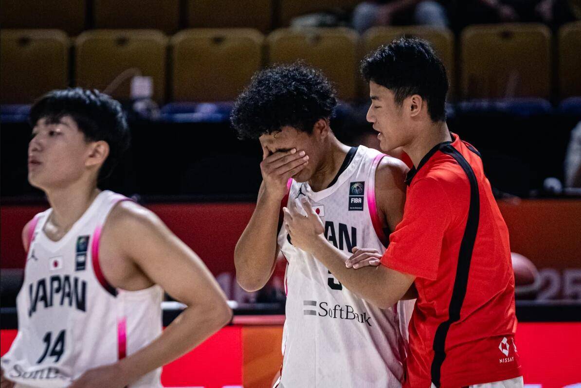 新西兰获U16男篮亚洲杯铜牌 日本惨遭绝杀赛后落泪