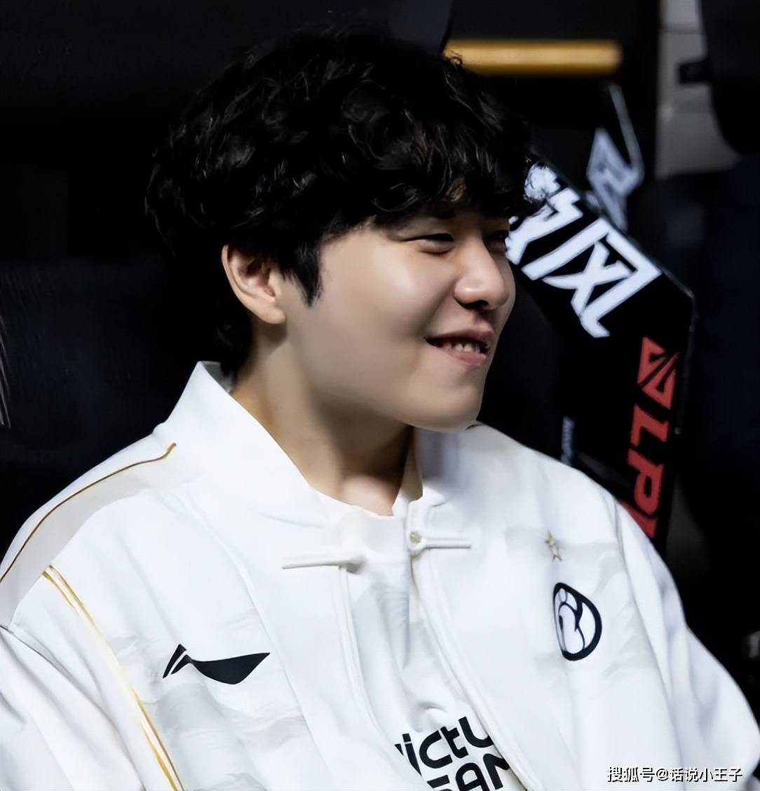 原创
            BLG就该赢IG！宁王开团IG：中路差距太大，IG被吹的迷失了自我（一看就会）ig战队宁王怎么不上场了，