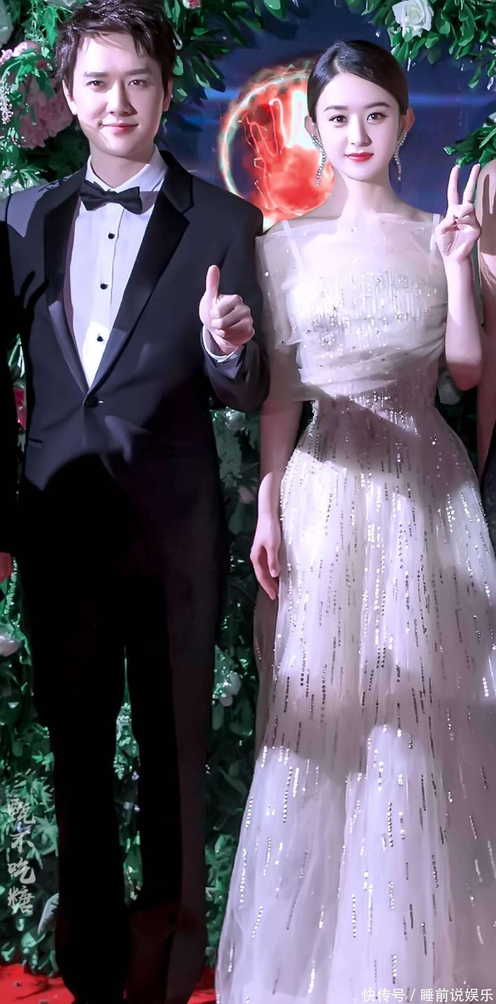 看完冯绍峰和赵丽颖的合影,再看他和林允合影,生理性喜欢很明显