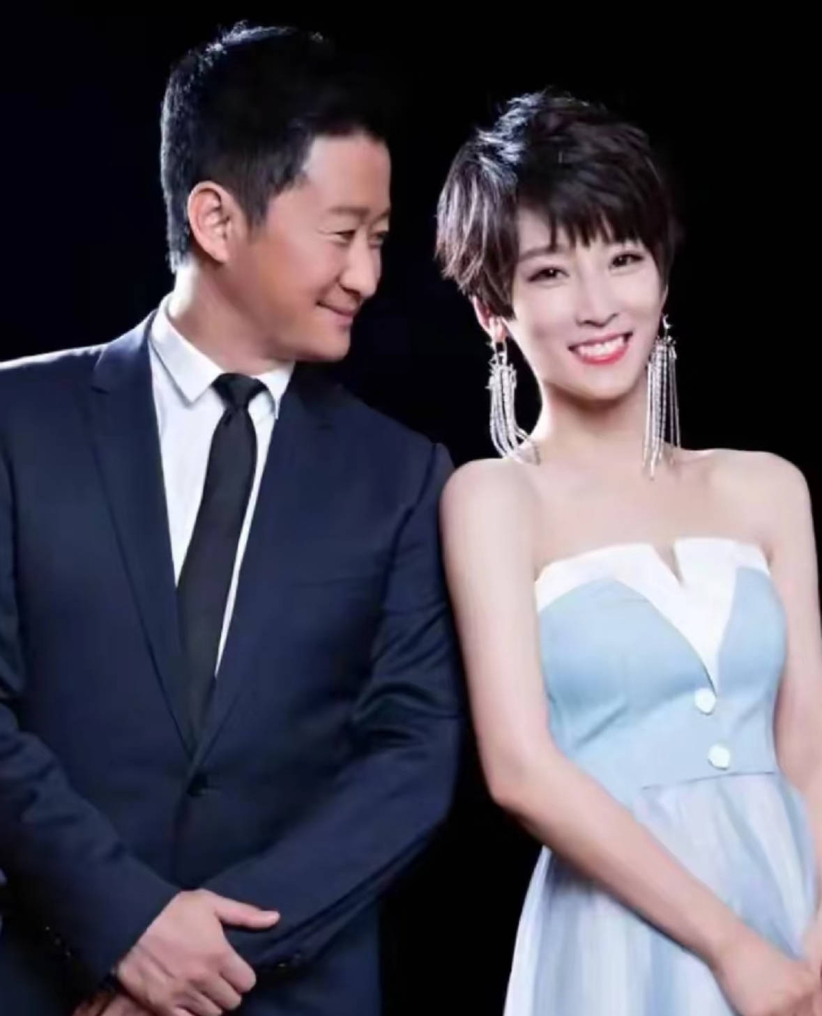 谢楠发声维护吴京,否认吴京家暴传闻,直言吴京绝对不会