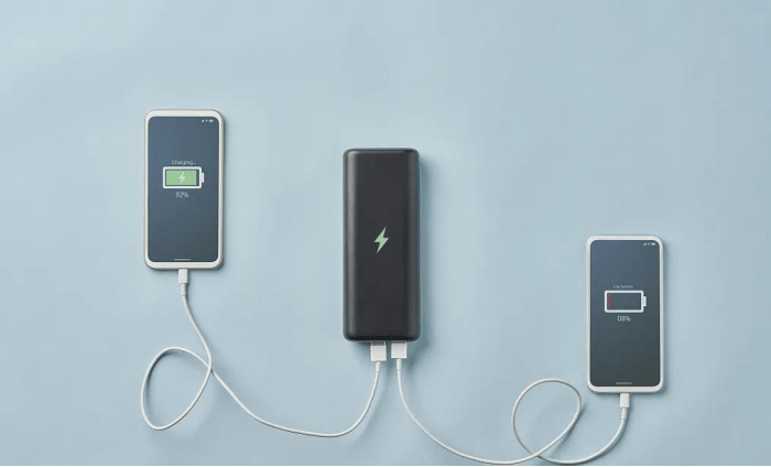 什么牌子充电宝充电快？2025年公认充电快充电宝品牌推荐