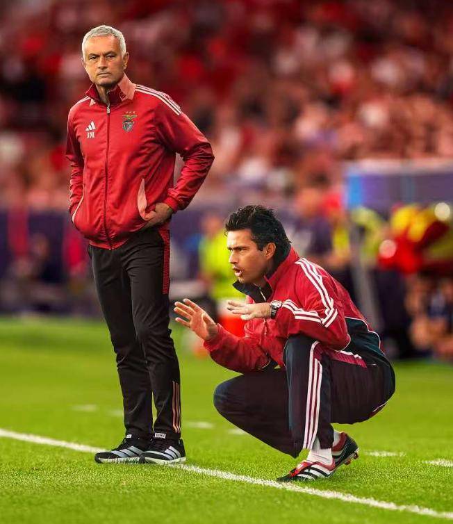 火速上岗！穆里尼奥重返帅位，签约老东家2年，欧冠迎战2大前任