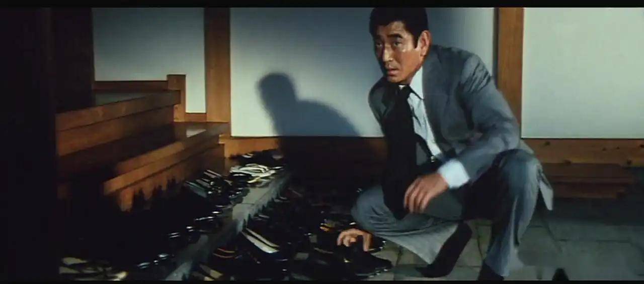 揭秘40年前轰动一时的电影追捕,被删减的镜头到底是什么?