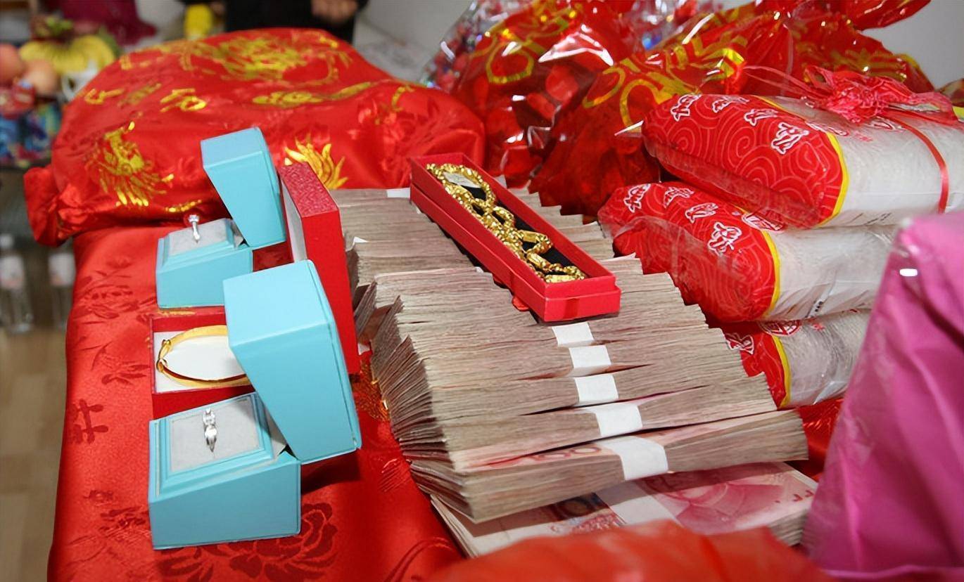 图片[3]-中俄免签炸出跨国婚姻潮，边缘口岸成相亲角，网友：剩女更愁嫁了 -华闻时空