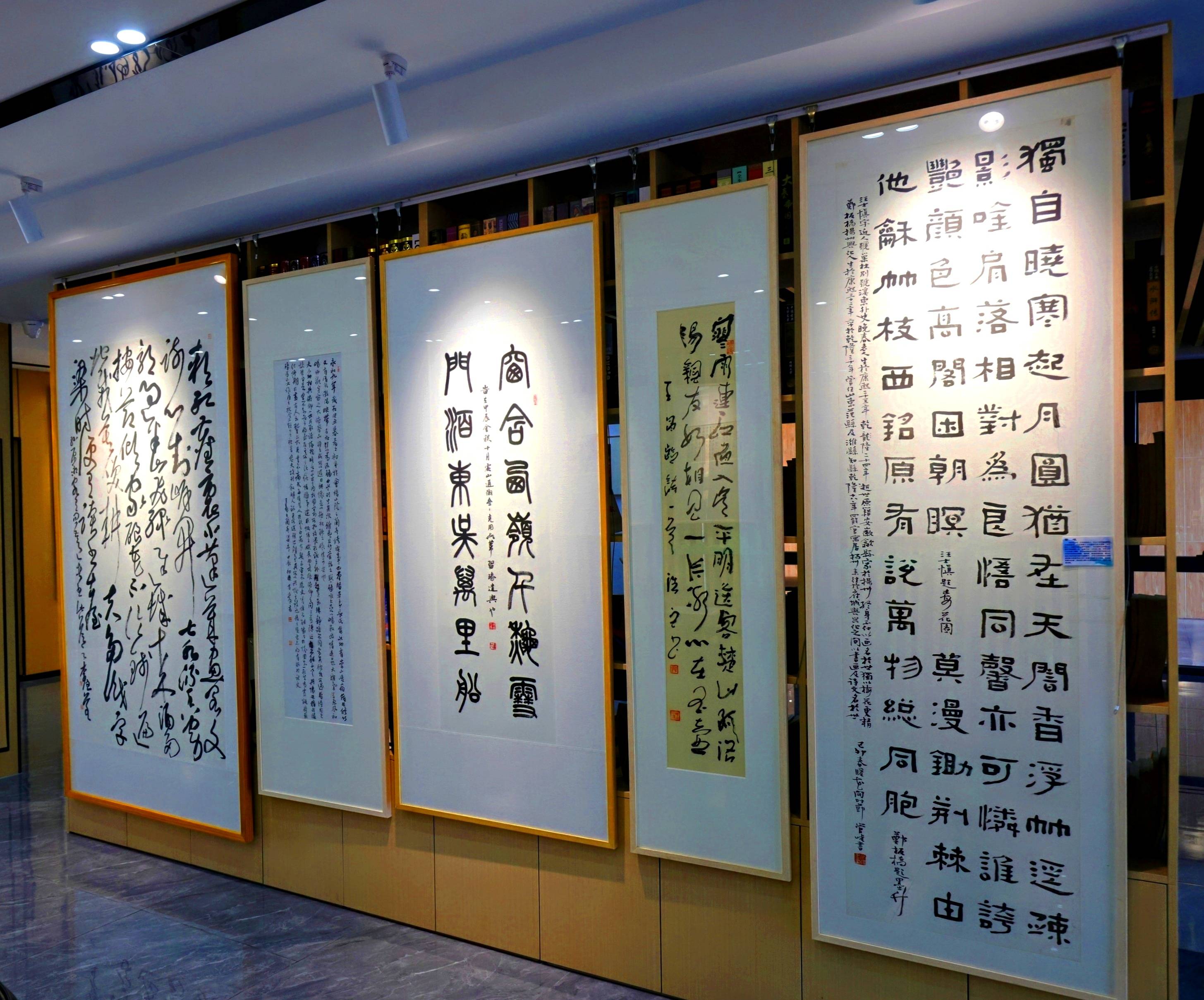 ֲکʱາīд¡ ׽조ӱȫ黭Ʒչڽճ¡Ļ