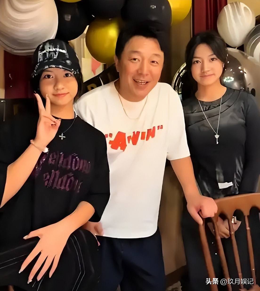 黄渤与妻子近况罕见曝光,基因和姐姐一样强大,家宴全茅台牌面大