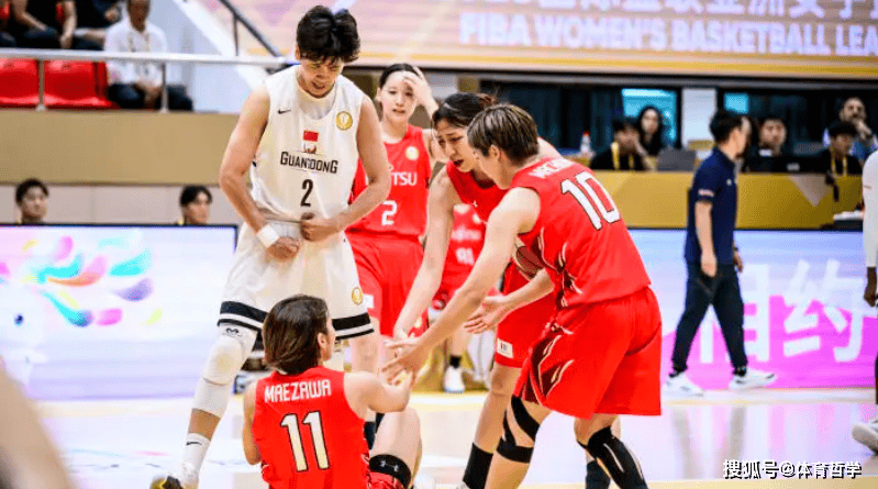 中国女篮新王朝启航！广东女篮28分狂胜日本登顶亚洲之巅