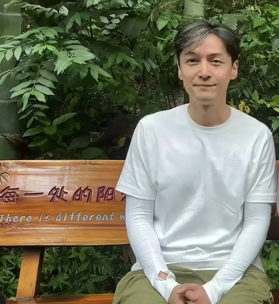 助理为救胡歌离世,胡歌答应要帮她赡养父母,后来履行承诺了吗?