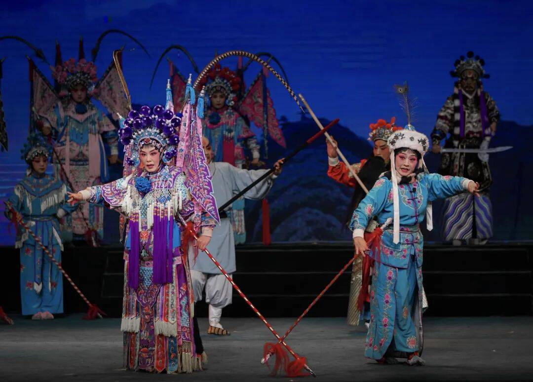 梨园堂唱响压轴大戏 《笑泯情仇》谱写艺术周华彩终章