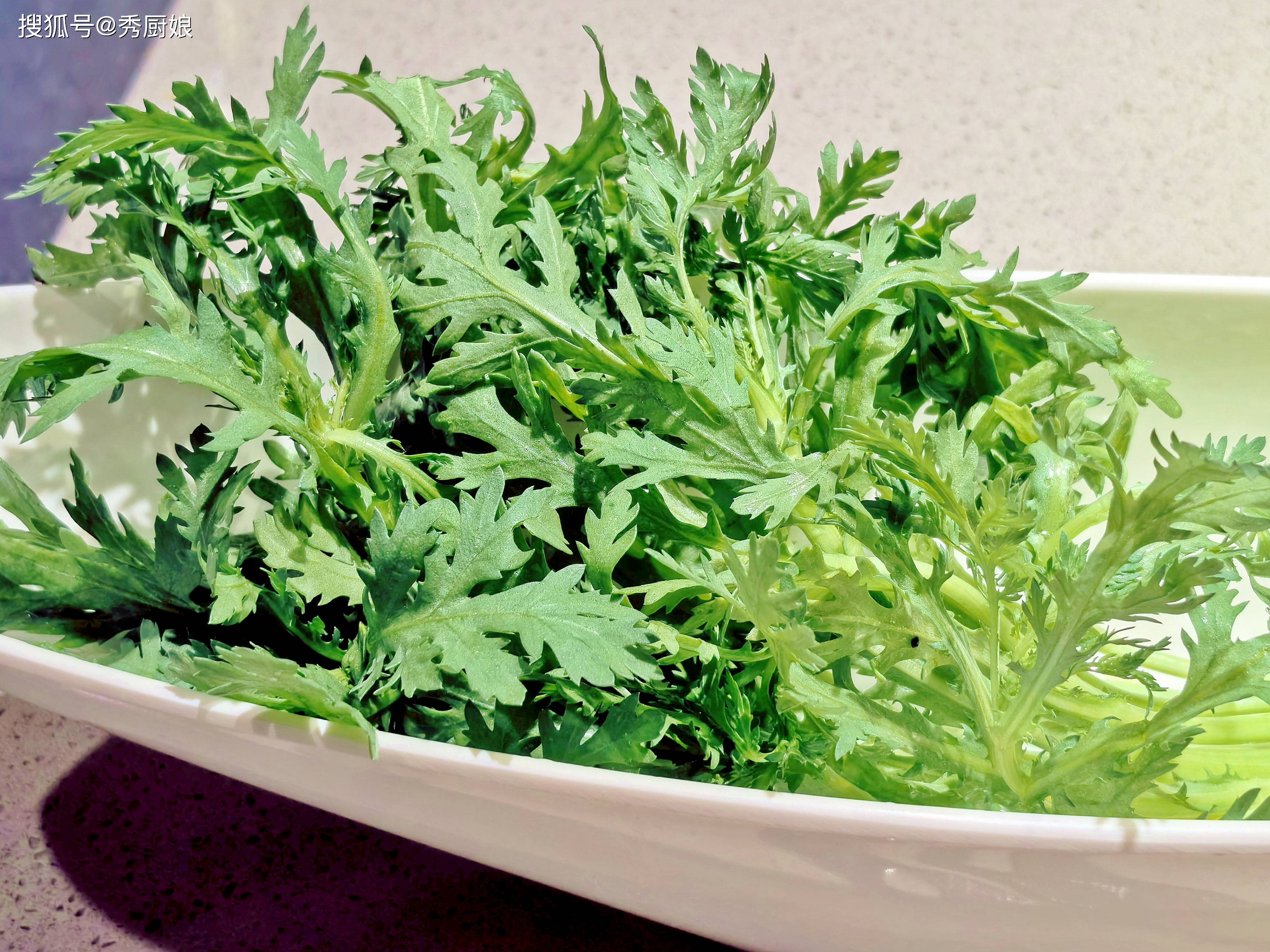 原创            10月，这“挖痰菜”使劲吃！一清肝，二助眠，三通便，营养又便宜