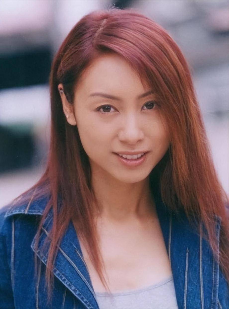 下嫁穷小子容忍不忠诚,勾引有妇之夫张智霖,郭可盈的情史太荒唐