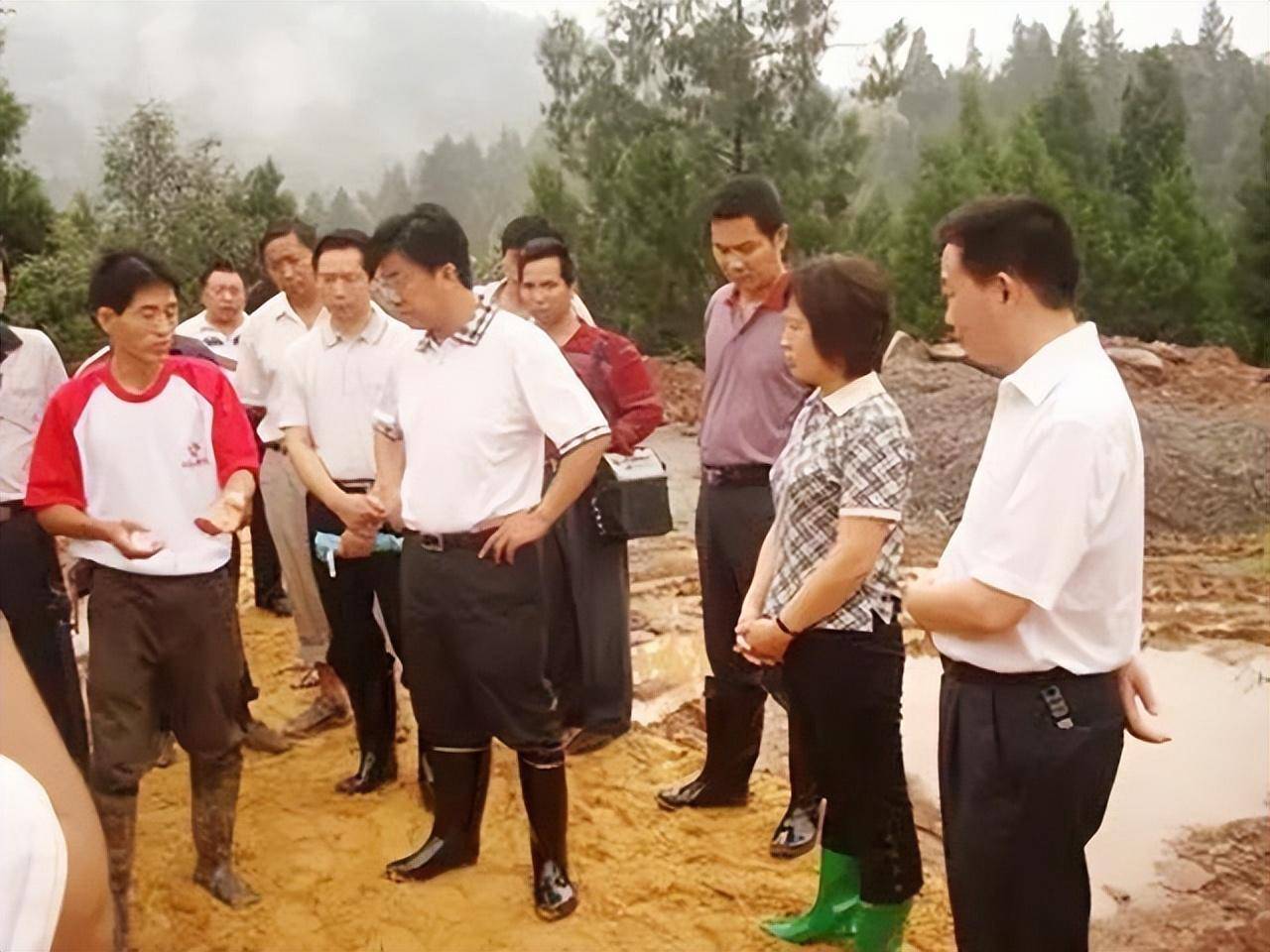汶川地震嚎啕大哭的广元市长马华,后来辞去市长,一直没有被提拔