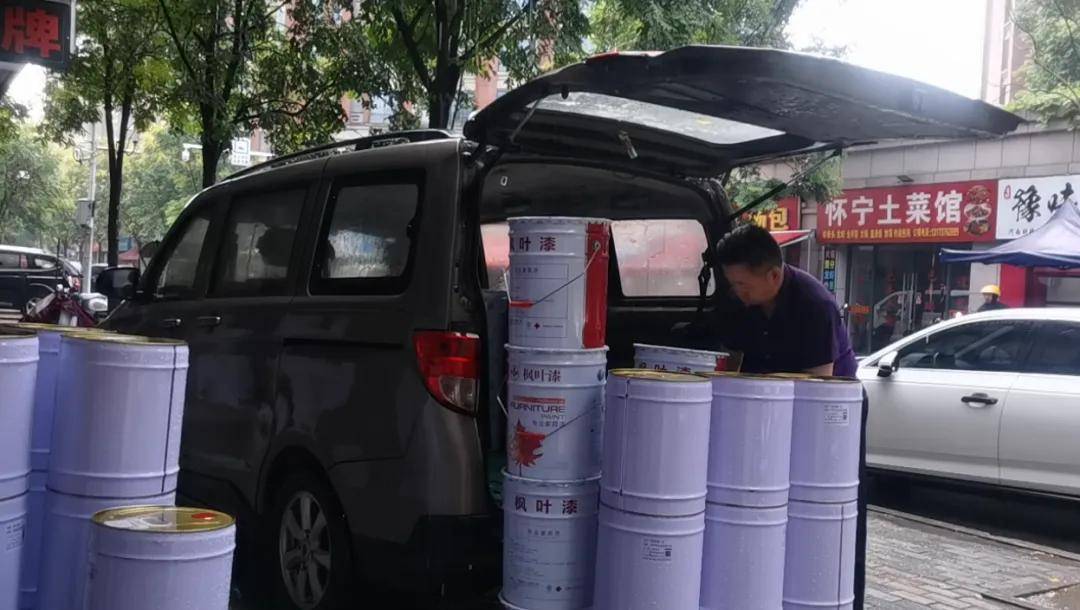 涂商道丨一把刷子，一条新赛道：枫宸曹其高“迎新机，正当红” 