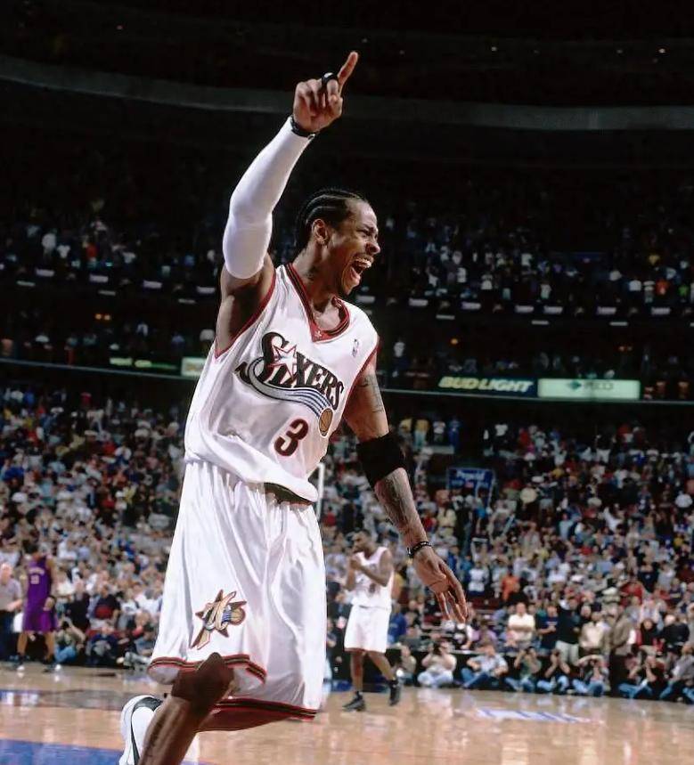 因为艾弗森新秀就是巅峰