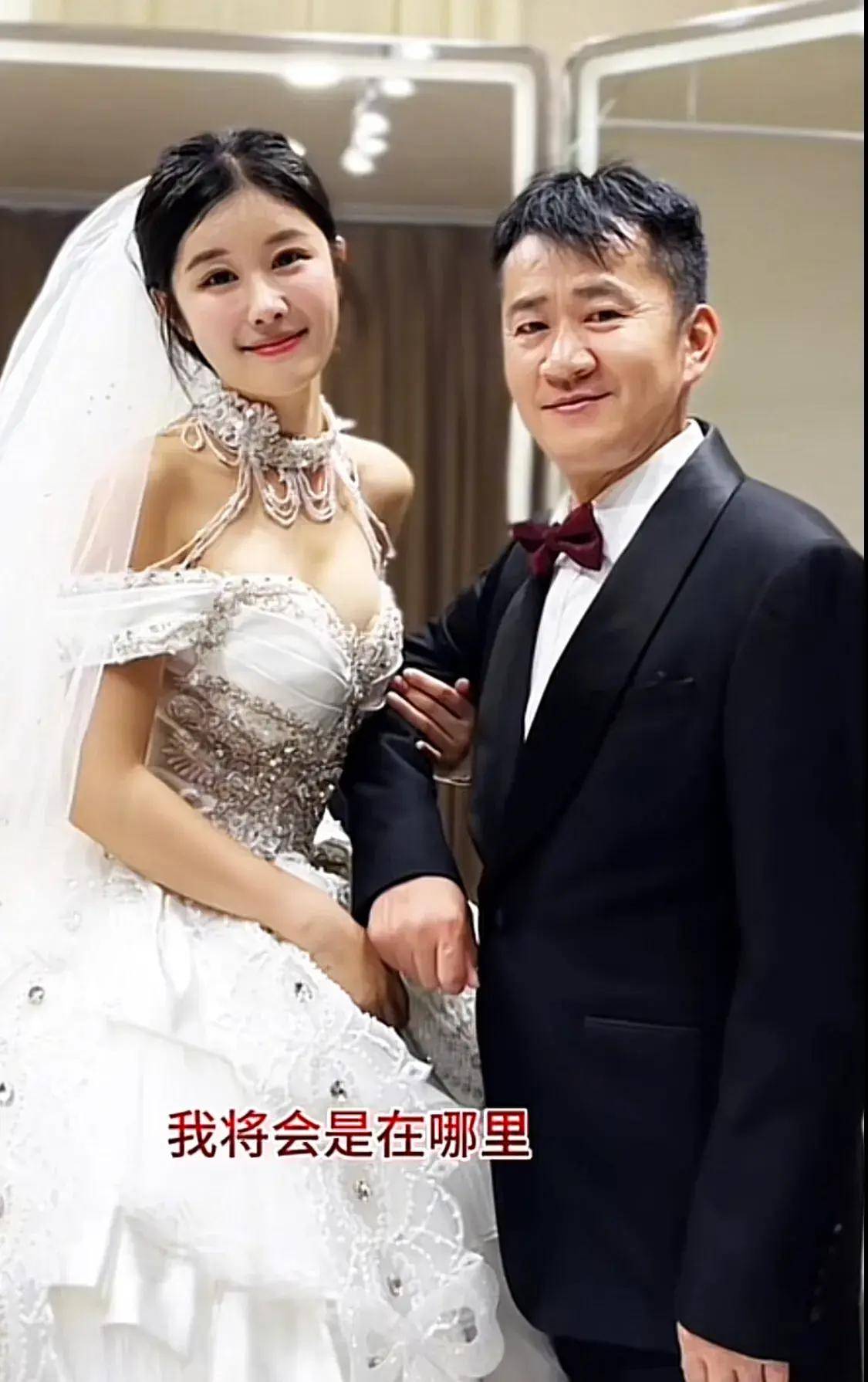 李嘉明自曝结婚礼金只收了138万酒席吃了132桌70%都不认识