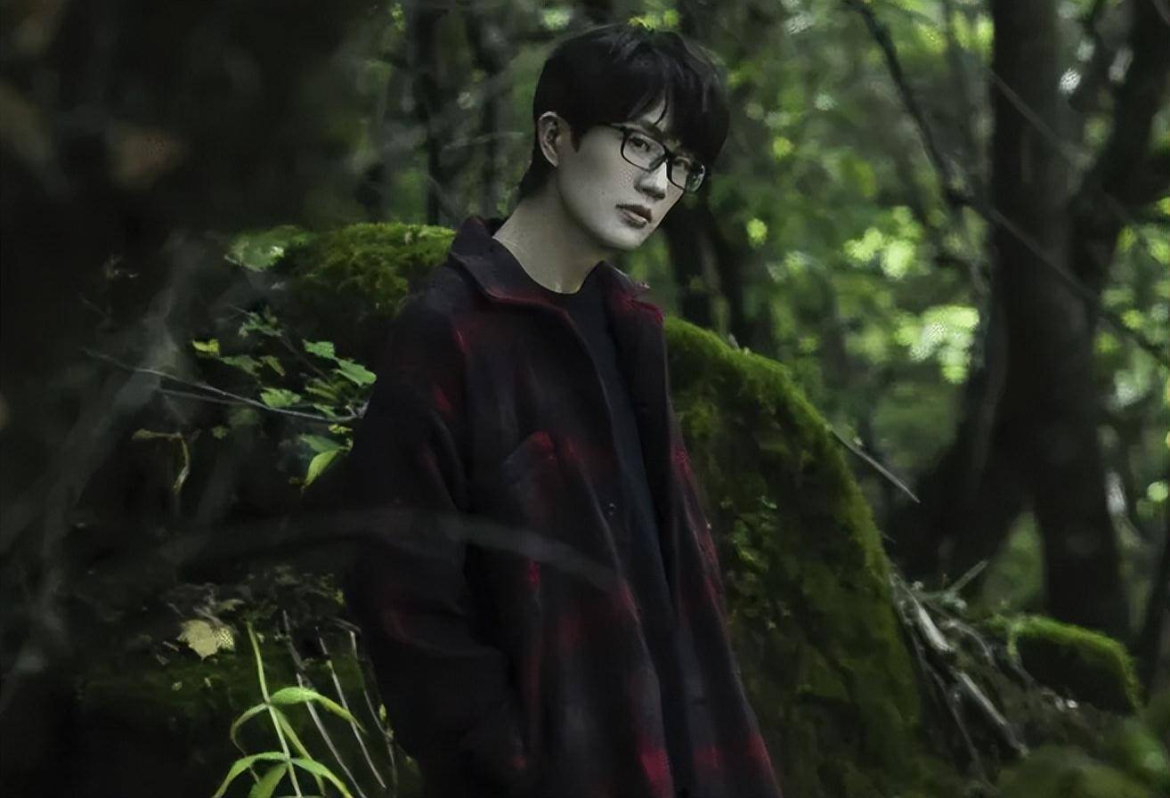 许嵩:堪比周杰伦,被称为央妈"亲儿子",却被网红调侃"过气"