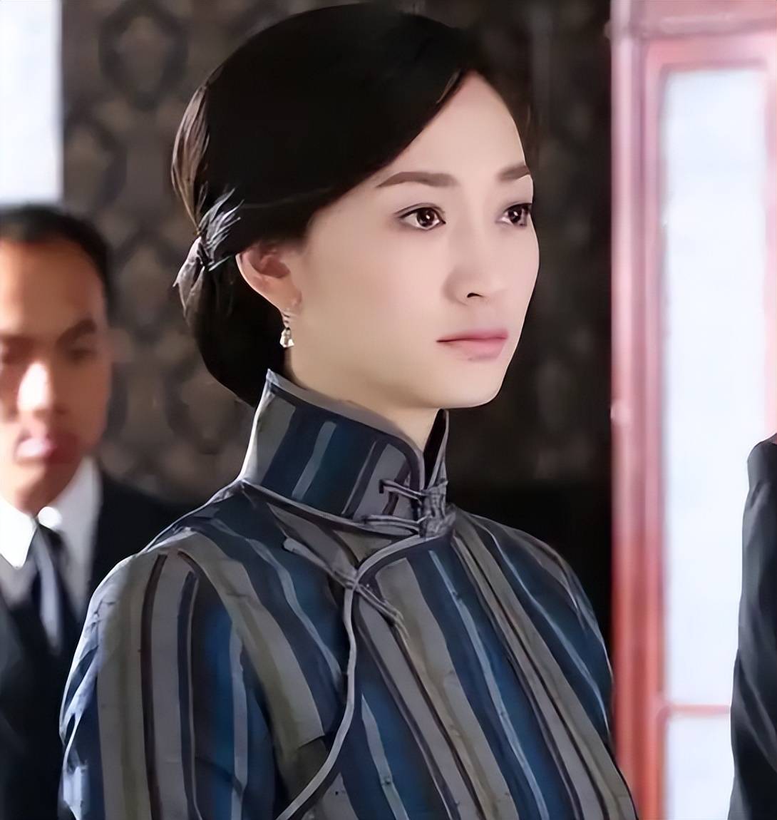 她演过的角色从军阀太太到都市精英几乎演什么像什么