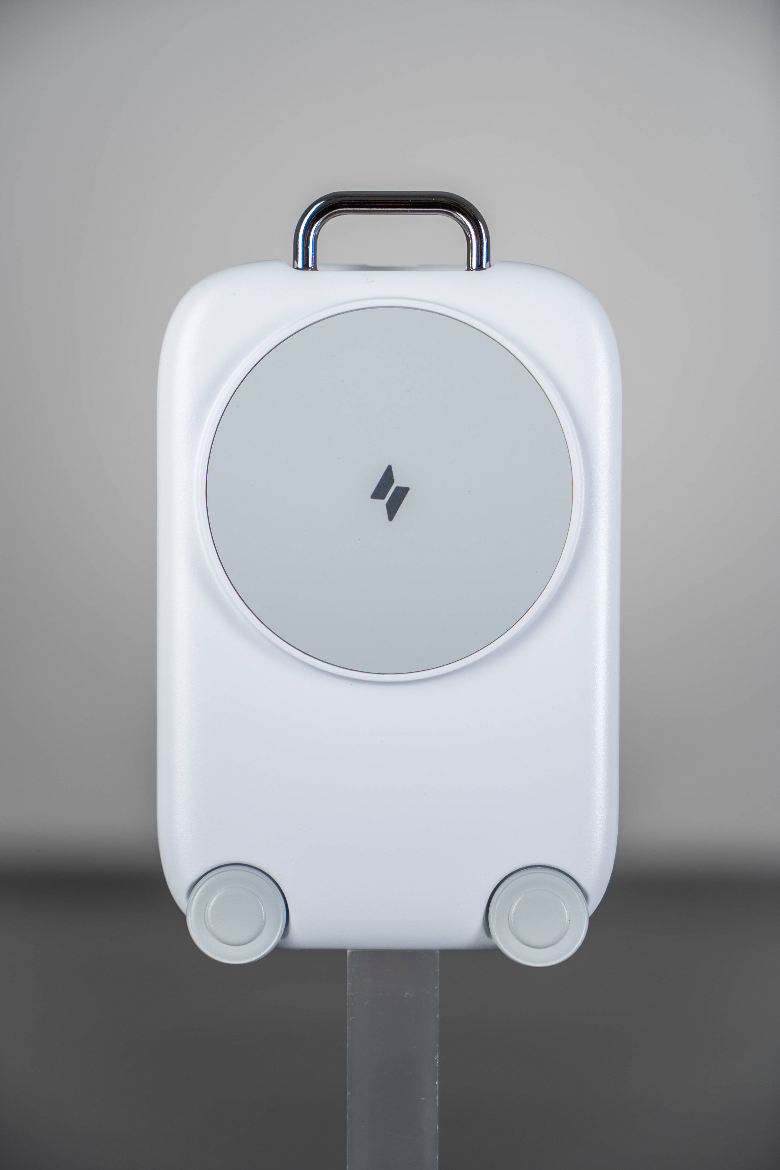 行李箱造型的无线充电器见过吗?迪奥科三合一折叠磁吸充电器分享