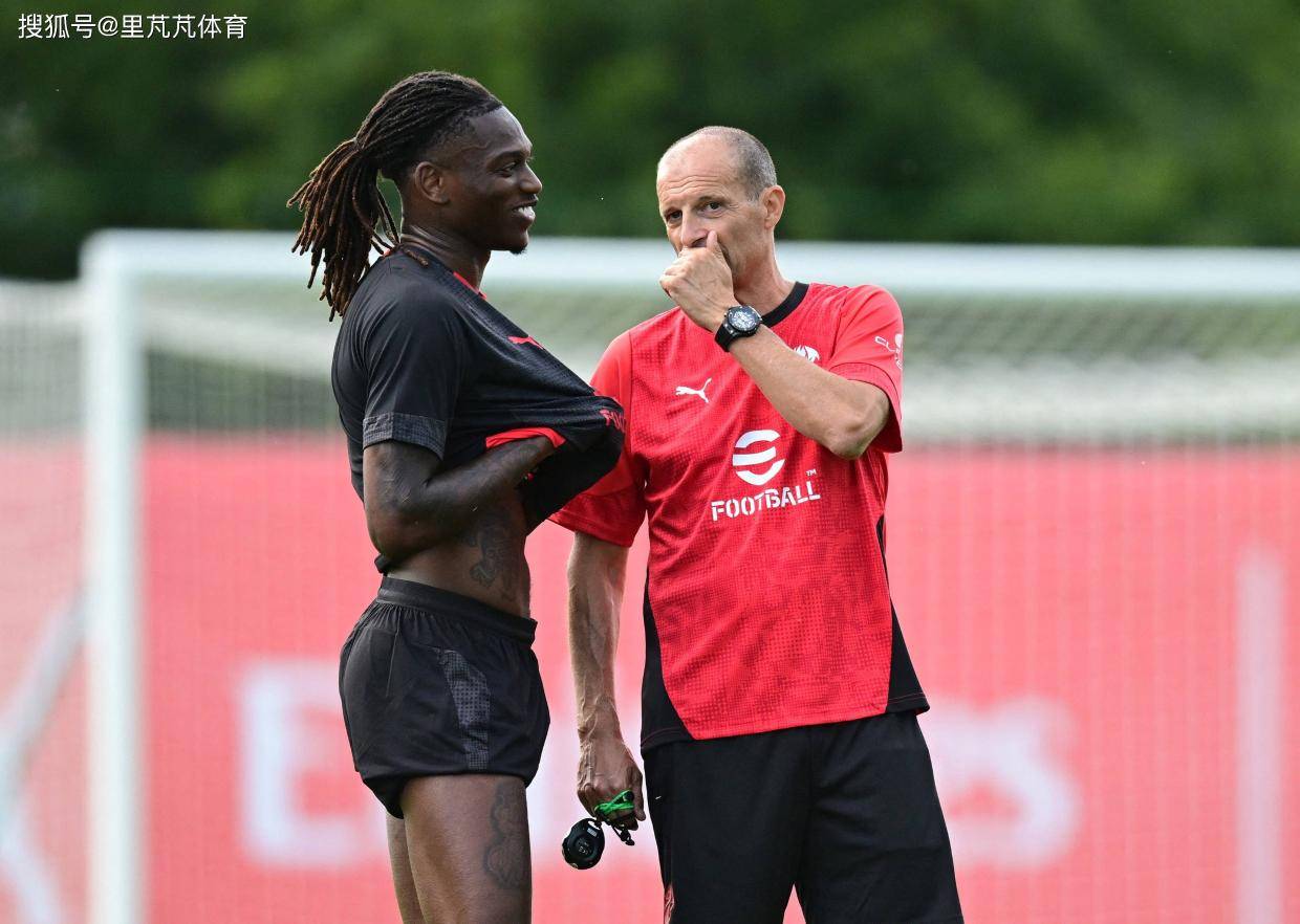 一日意甲动向：阿莱格里再次把莱奥顶到锋线，博尼继续搭档劳塔罗