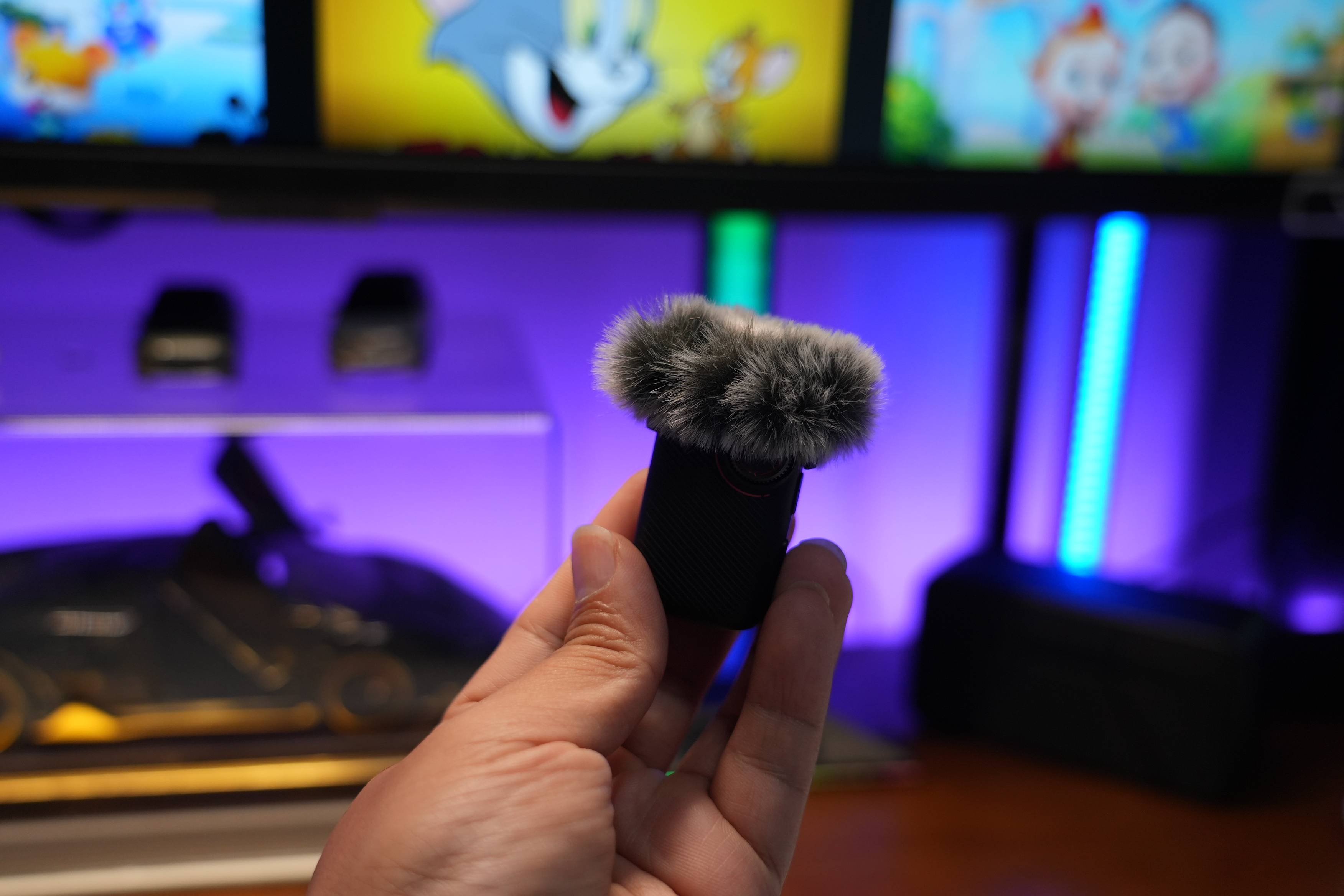 南卡 Qmic 领夹麦实测:风噪喷麦全搞定,新手拍短视频收音不焦虑