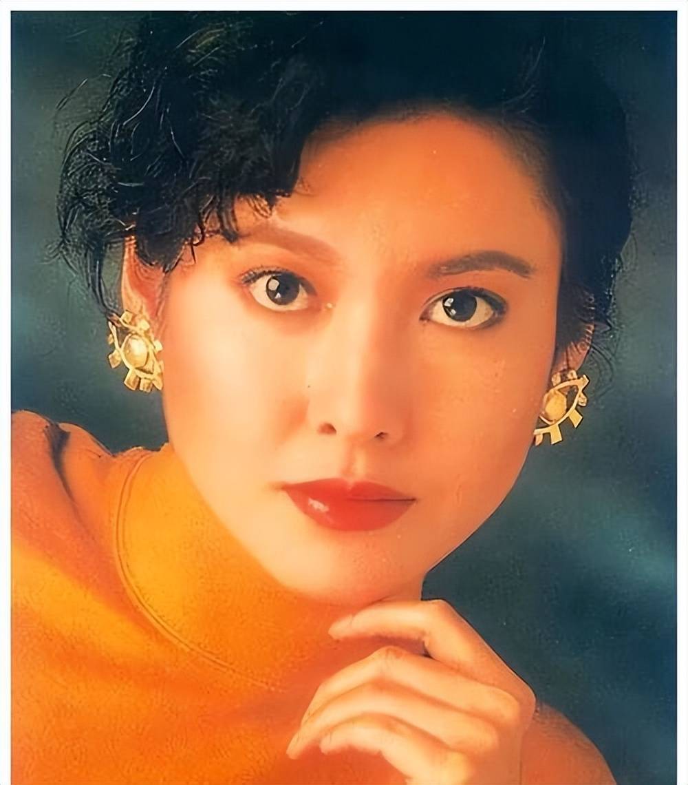 何家劲自爆好友李婉华,回国失利惨遭坐牢三年,今沦落成小导游