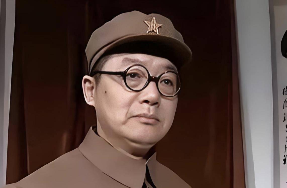 车晓彤的演艺生涯丰富多彩,从《西游记》中的金角大王到动画