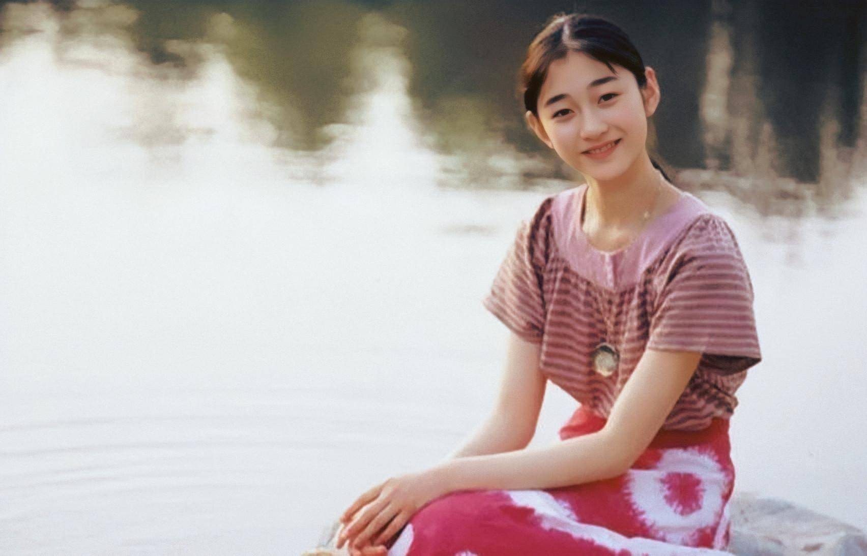 投入巨资拍摄《巴黎童话》,并亲自