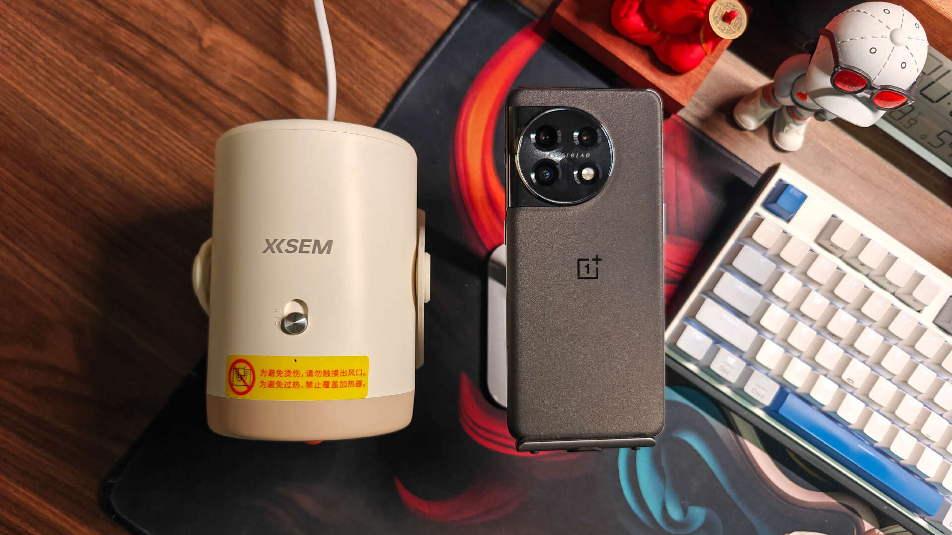 不是每个地方都供暖，西圣Warm mini桌面暖风机可保桌面暖融融