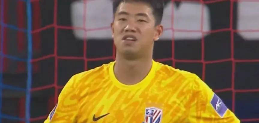 上海申花客场失分，连续7场亚冠未零封对手，蒋圣龙头球冒顶