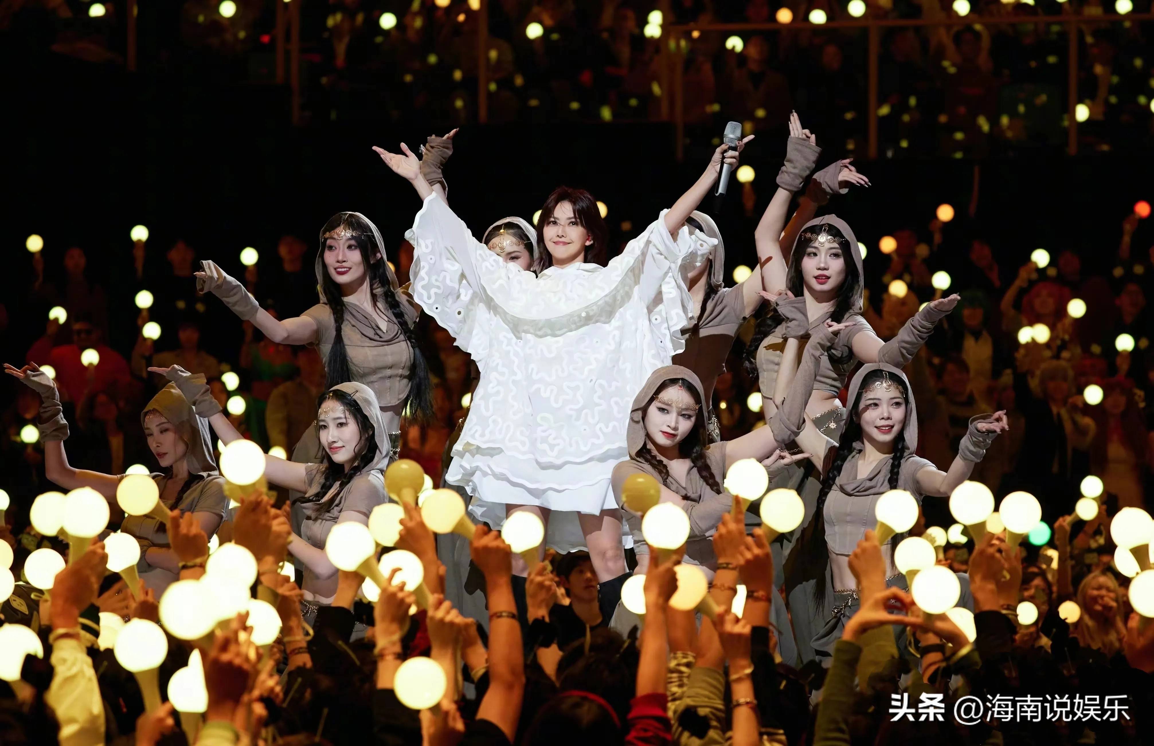 孙燕姿江苏卫视跨年晚会:3.2亿观众的视听盛宴