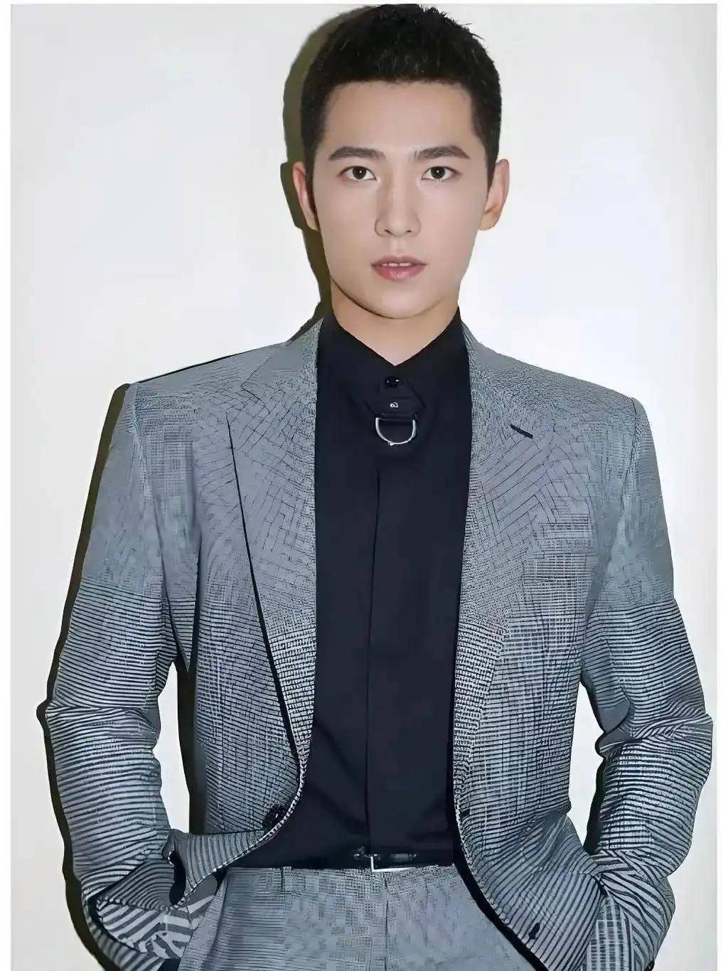 美男子寸头杀排行榜出炉!杨洋夺冠,肖战第5谁更显型男气质?