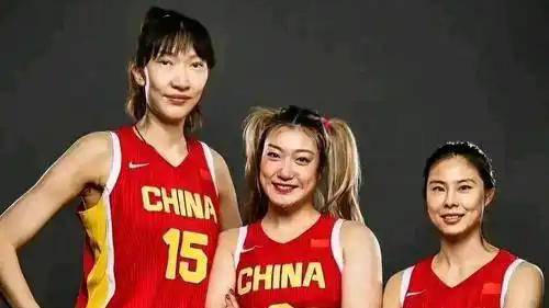 李梦、王思雨、李月汝三大核心回归！引爆悬念，女篮冲冠再现重大转机