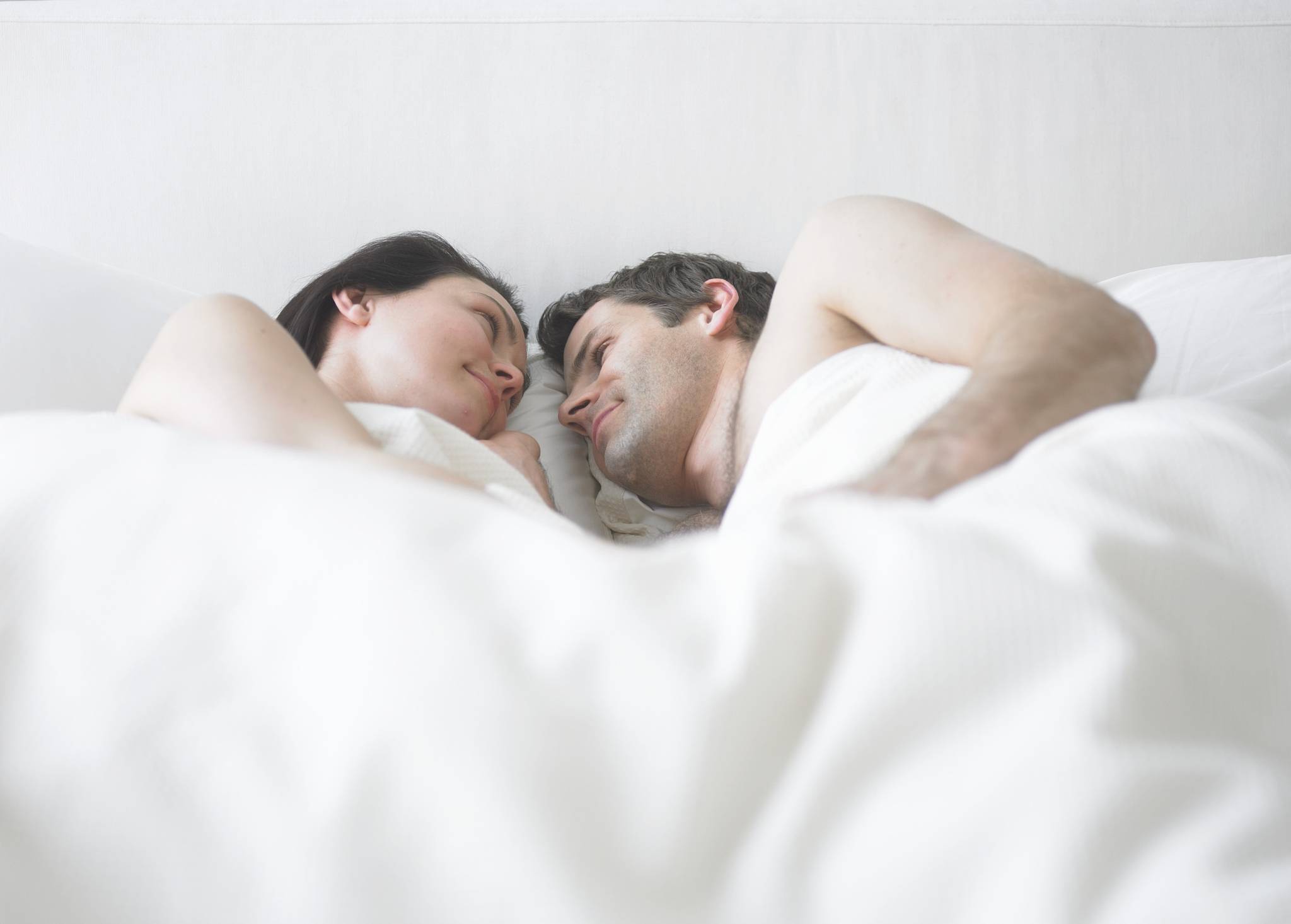 为啥有些双胞胎一模一样,有些却不像？网友：还有同母异父双胞胎