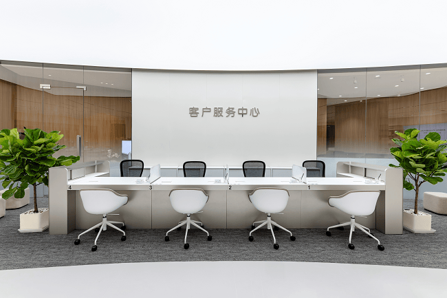 成都小米服务形象升级门店成都盛大开业，沉浸式互动体验与服务权