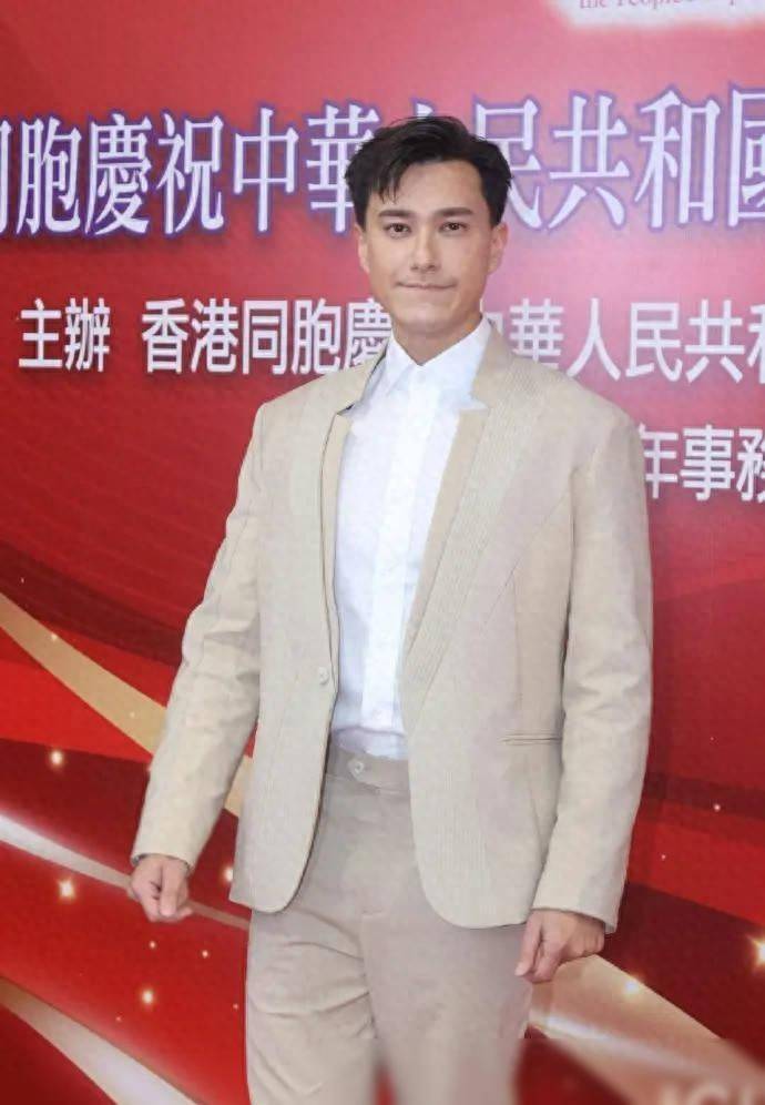 tvb男星朱敏瀚否认与陈晓华年底结婚!称二人正在"了解中"