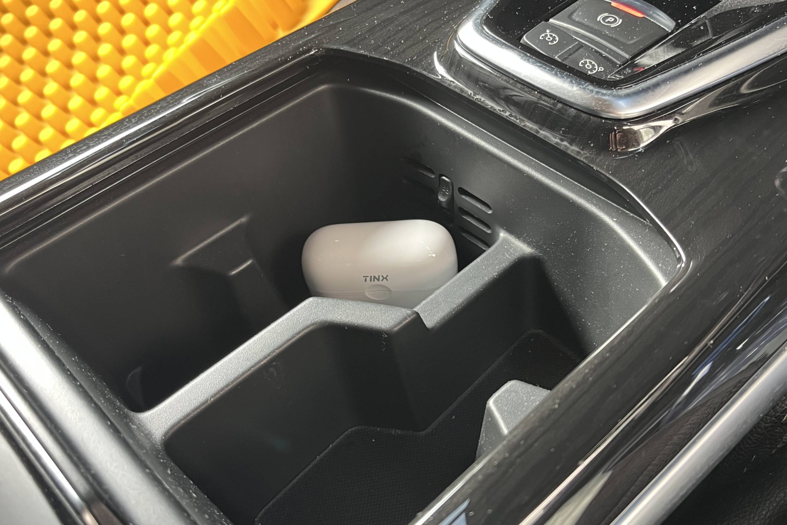 告别听觉迷雾，拨云见日暖阳来——町石tinx助听器