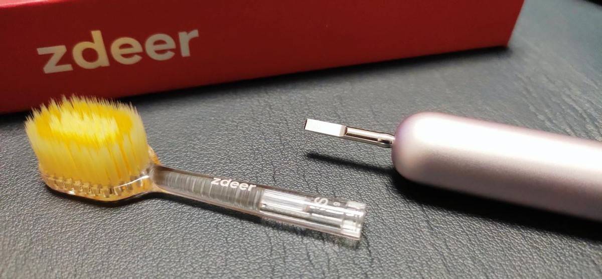 新品速递|左点再生硅牙膏,牙釉质修护、防龋齿、美白祛渍和口臭说再见!