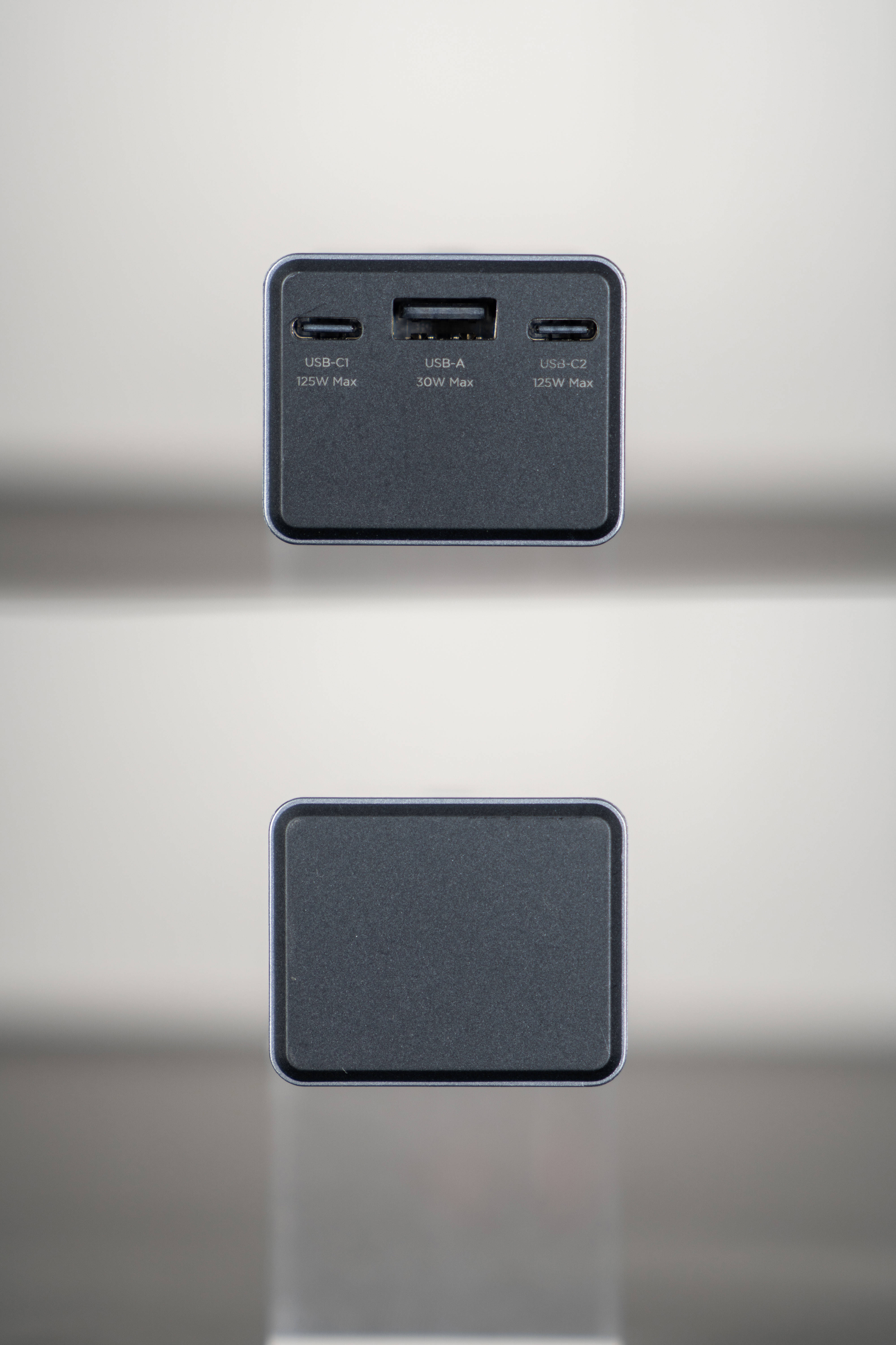 只需一个就能为你出行设备续电-联想锋行者大功率笔记本移动电源