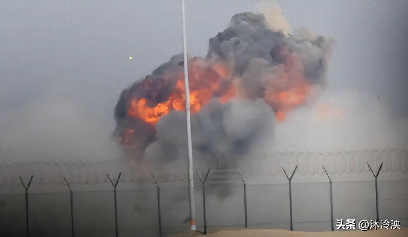 印度光辉战机坠毁事件新进展：飞行员身份揭示引争议