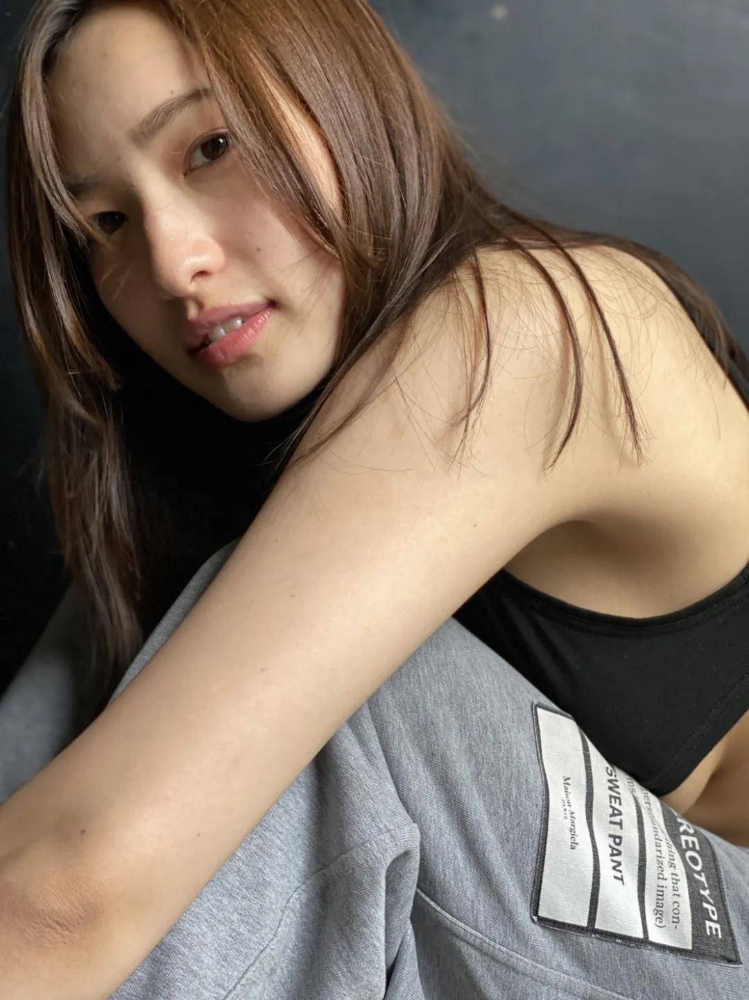 日本女星北村优衣写真性感火辣！99后美女曾为艺术献身