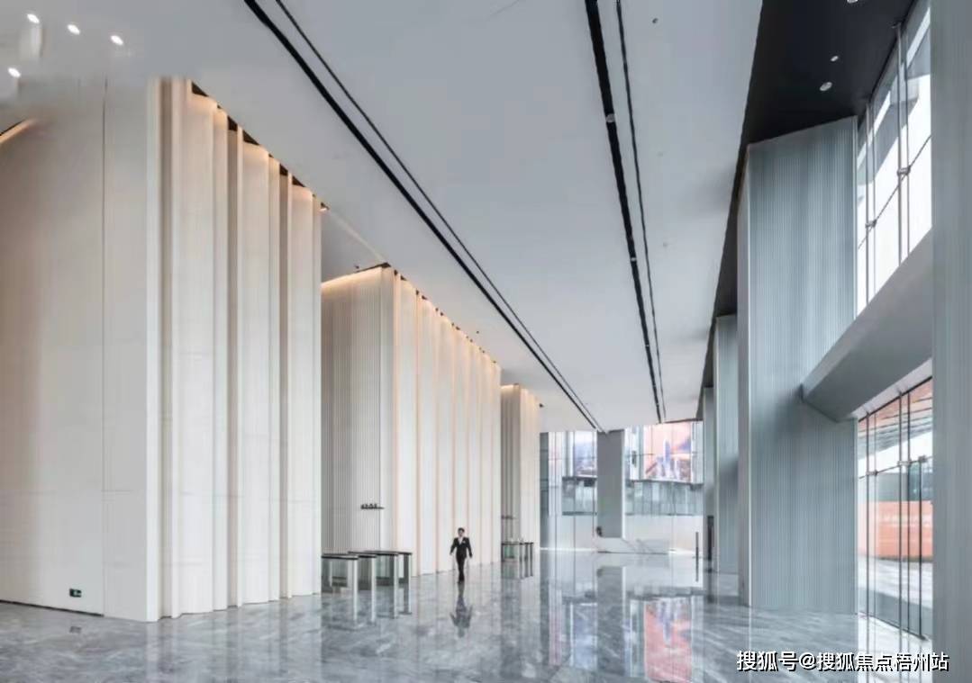 在深圳前海大厦写字楼办公，实际体验怎么样 ？_搜狐网
