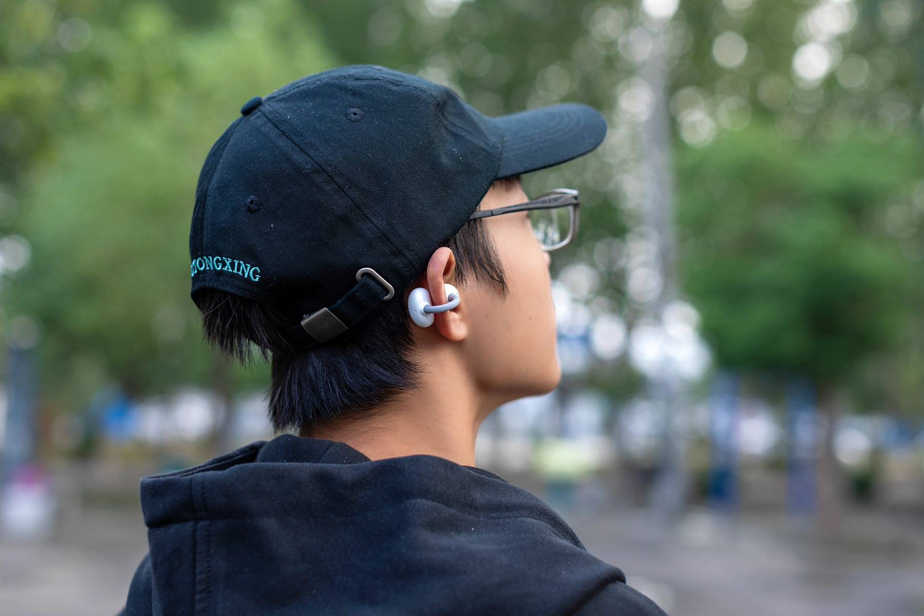 学生党的最爱，虹觅HOLME Air2小云夹耳机，百元也能享受好音质